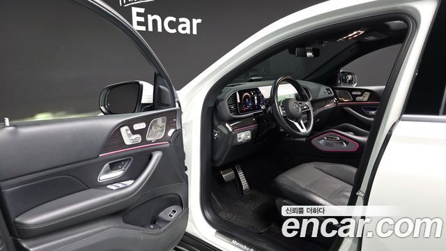 Mercedes-Benz GLE-Class 2021 — photo 10