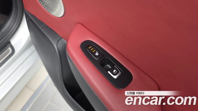 Kia Stinger 2018 — photo 25
