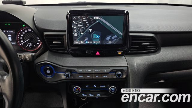 Hyundai Veloster 2018 — photo 18