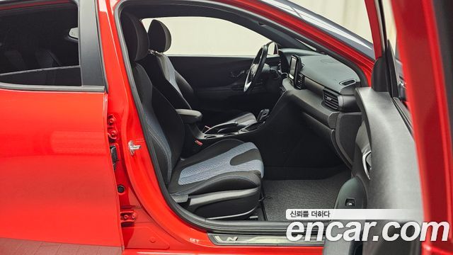 Hyundai Veloster 2018 — photo 16