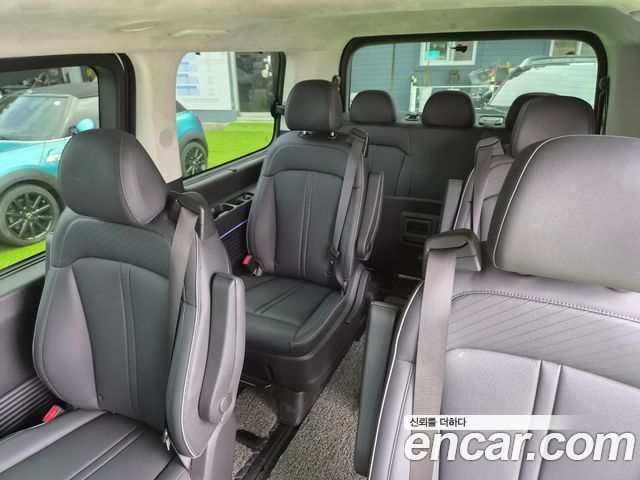 Hyundai Staria 2023 — photo 18