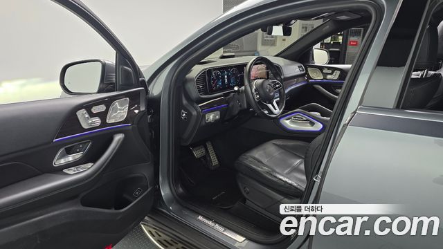 Mercedes-Benz GLE-Class 2022 — photo 13