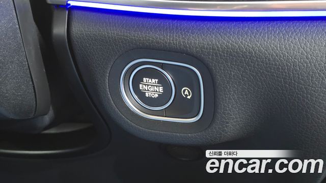 Mercedes-Benz GLE-Class 2022 — photo 26