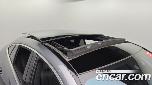 Mercedes-Benz GLE-Class 2022 — photo 28