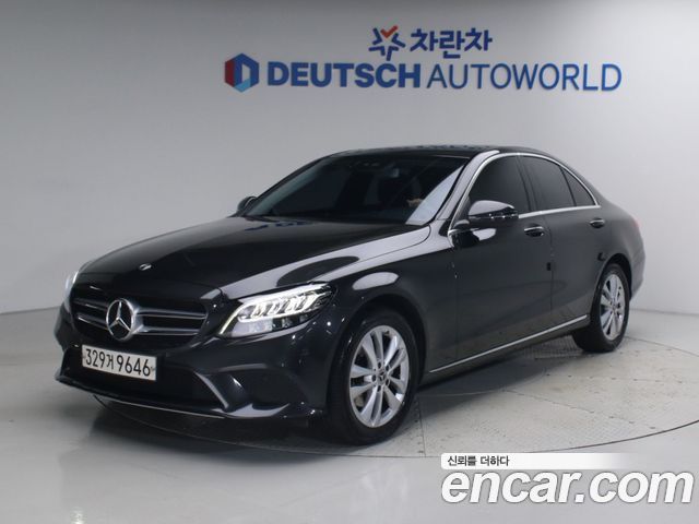 Mercedes-Benz C-Class 2020 — photo 1