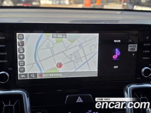 Kia Sorento 2023 — photo 11