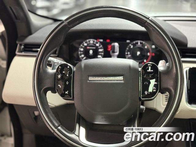 Land Rover Range Rover Velar 2018 — photo 8