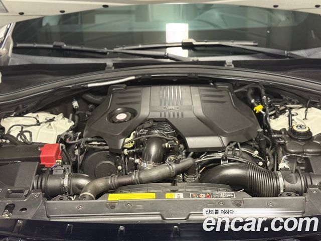 Land Rover Range Rover Velar 2018 — photo 16