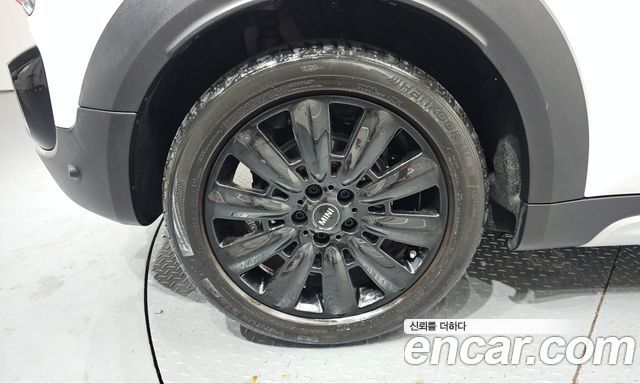 Mini Countryman 2020 — photo 5