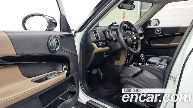 Mini Countryman 2020 — photo 13