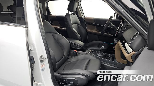 Mini Countryman 2020 — photo 17