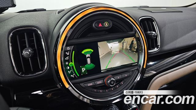 Mini Countryman 2020 — photo 22