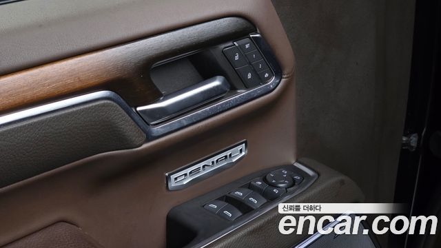 GMC Sierra 2024 — photo 16
