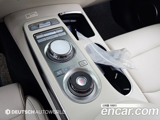 Genesis GV70 2024 — photo 9
