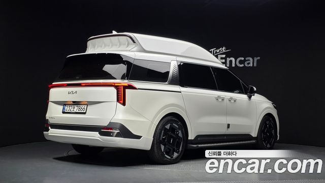 Kia Canival 2025 — photo 2