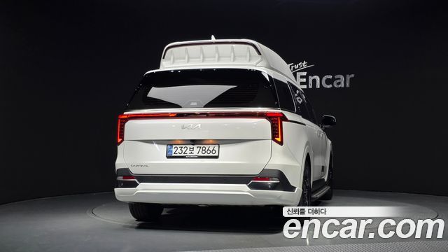Kia Canival 2025 — photo 4