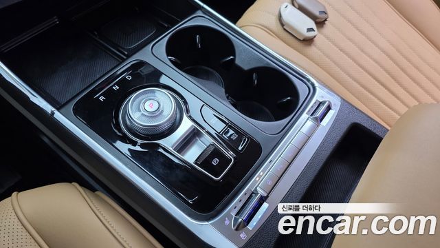 Kia Canival 2025 — photo 12