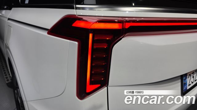 Kia Canival 2025 — photo 9