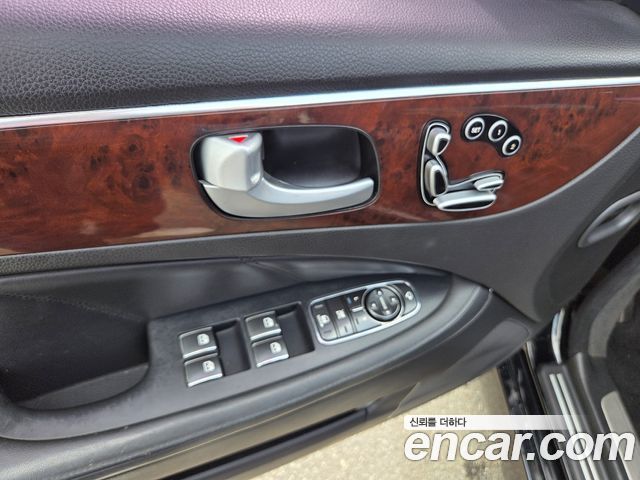 Hyundai Equus 2012 — photo 12