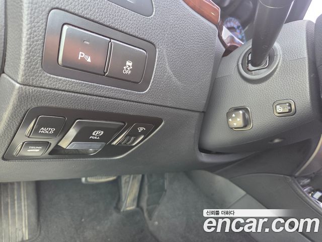 Hyundai Equus 2012 — photo 16