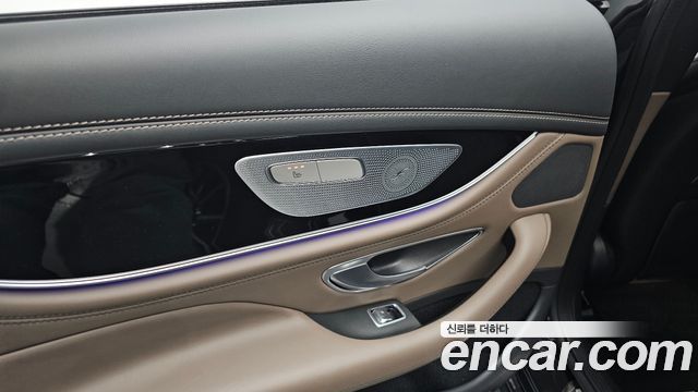 Mercedes-Benz AMG GT 2021 — photo 27
