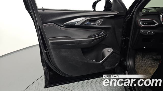 Chevrolet Korea Trailblazer 2023 — photo 14