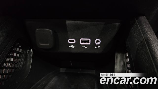 Chevrolet Korea Trailblazer 2023 — photo 34