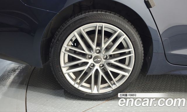 Genesis G70 2019 — photo 5
