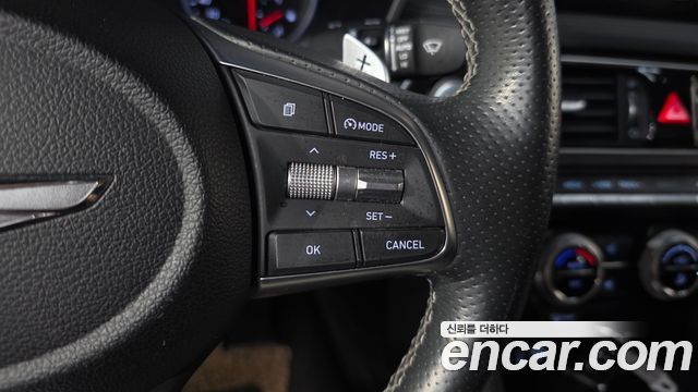 Genesis G70 2019 — photo 21