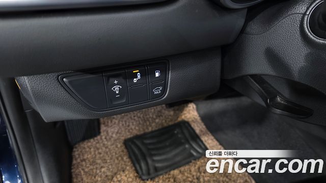 Genesis G70 2019 — photo 25