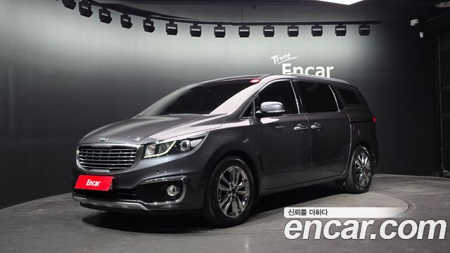 Kia Canival 2018 — photo 1
