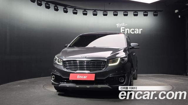 Kia Canival 2018 — photo 3