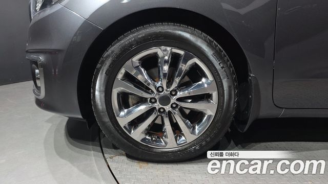 Kia Canival 2018 — photo 5
