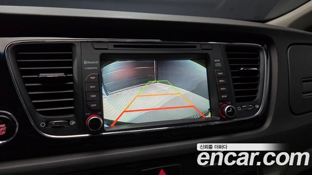 Kia Canival 2018 — photo 21