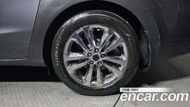 Kia Canival 2018 — photo 7
