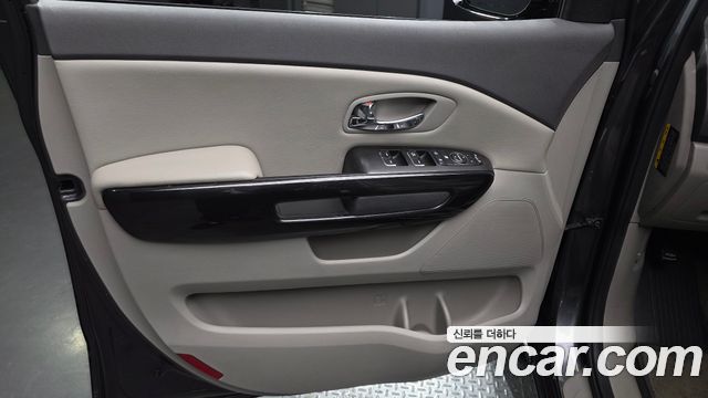Kia Canival 2018 — photo 14