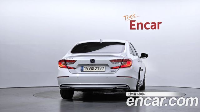 Honda Accord 2022 — photo 4
