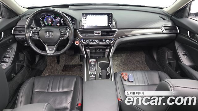 Honda Accord 2022 — photo 10