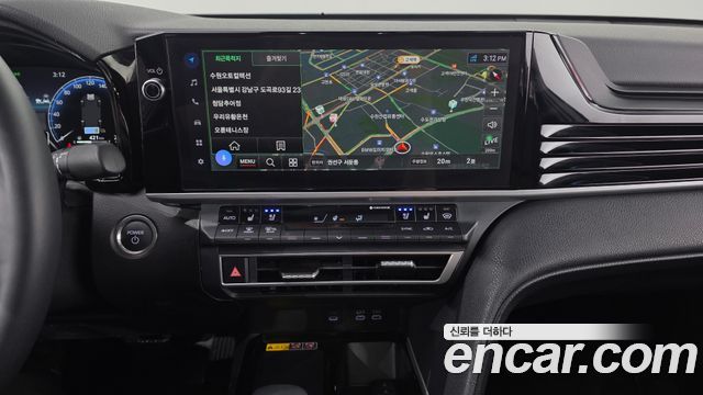 Toyota Camry 2025 — photo 19