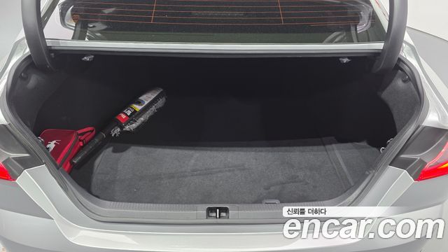 Toyota Camry 2025 — photo 24