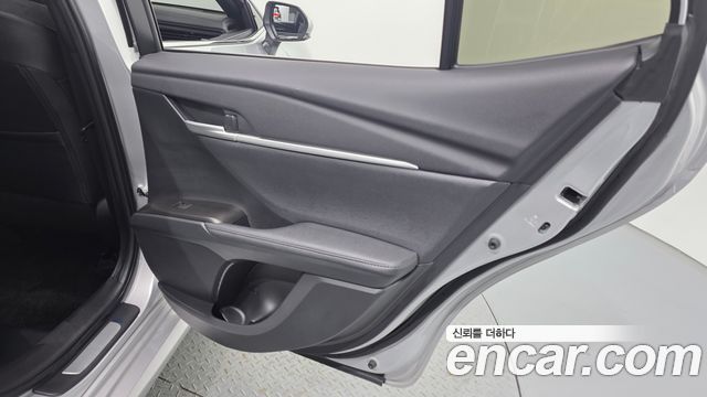 Toyota Camry 2025 — photo 15