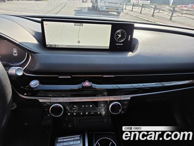 Genesis G80 2022 — photo 14