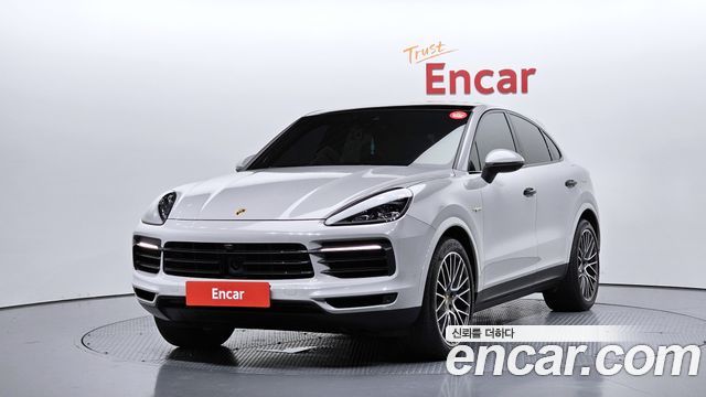 Porsche Cayenne 2020 — photo 1