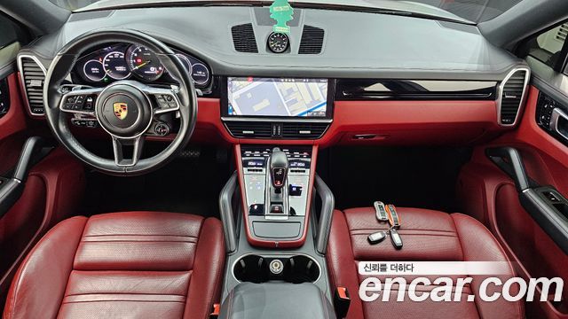 Porsche Cayenne 2020 — photo 10