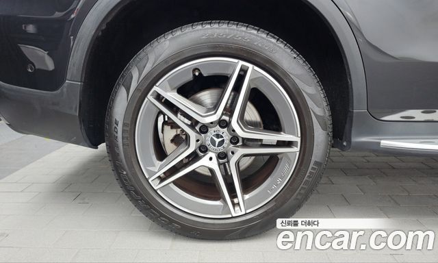 Mercedes-Benz GLC-Class 2022 — photo 5