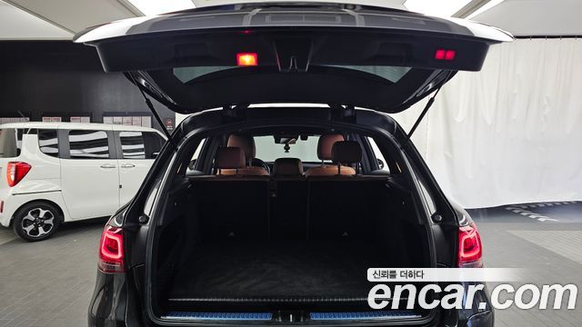Mercedes-Benz GLC-Class 2022 — photo 25