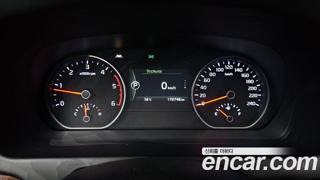 Kia Mohave 2018 — photo 11