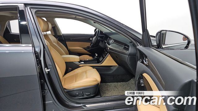 Kia K7 2020 — photo 18