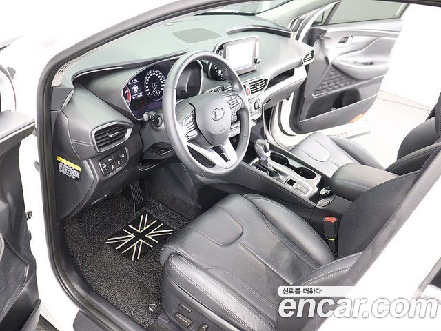 Hyundai Santafe 2019 — photo 16