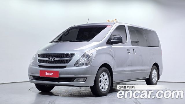Hyundai Starex 2016 — photo 1